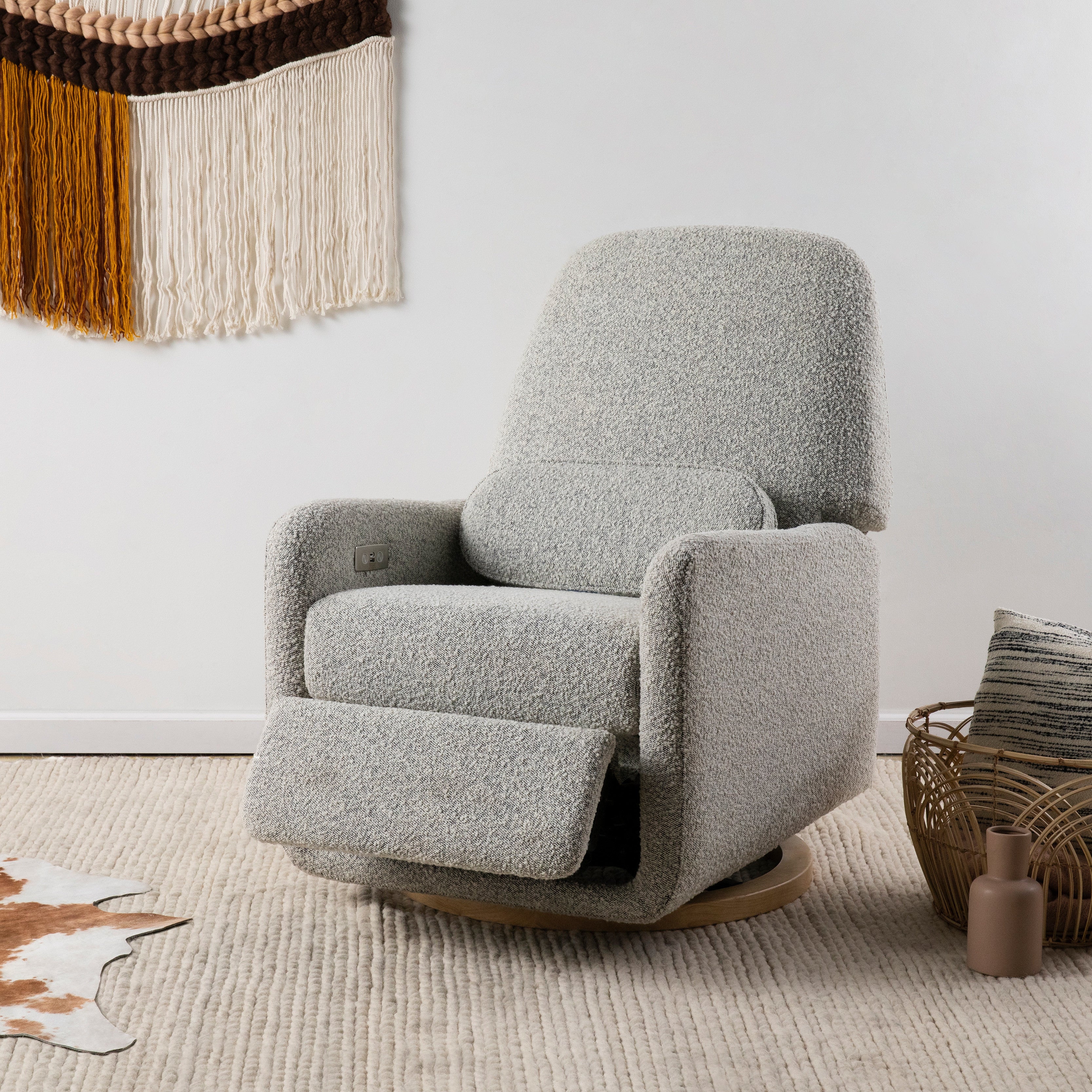 Arc Electronic Recliner and Swivel Glider in Boucle with USB port